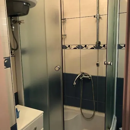 Konukevi Ozrenska Basta Soko Banja